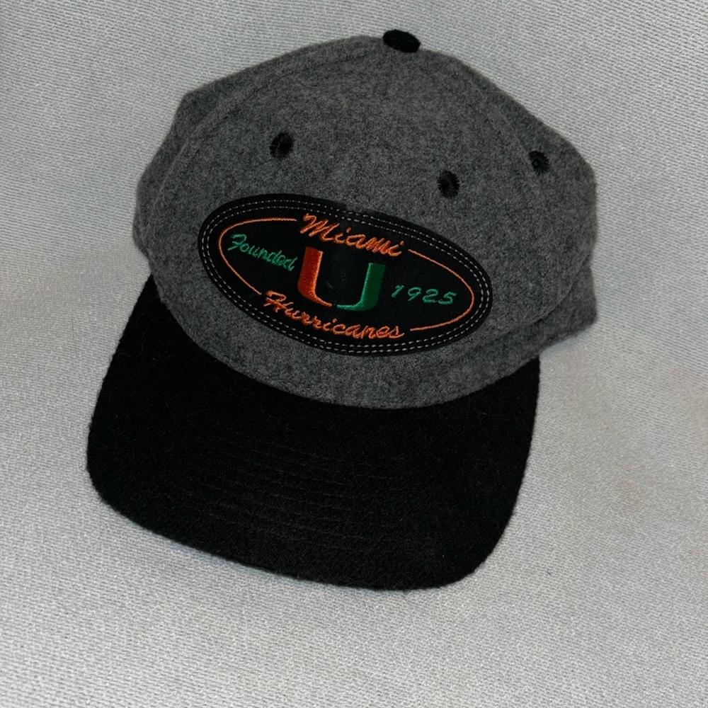 Miami Hurricanes men’s grey and black wool blend adjustable baseball hat O/S